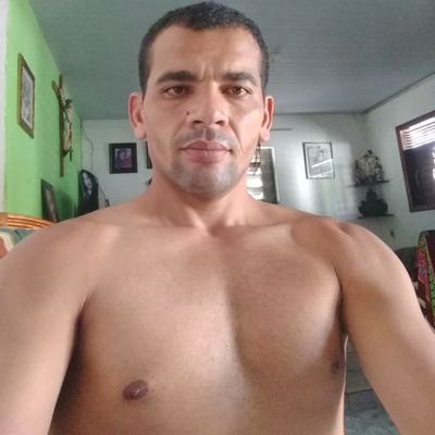 Solteiro
não aceito homens aqui no twitter 🚫
não proibido packs e conteúdo de fotos e vídeos 🚫
Idiomas português 🇧🇷 inglês 🏴󠁧󠁢󠁥󠁮󠁧󠁿 Alemão 🇩🇪