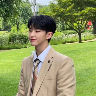 moon_pjmkoo's profile picture. ot7/ot13 or nothing ♡︎ 𝙱𝚃𝚂 ~ 𝙴𝚇𝙾 ~ 𝙶𝙾𝚃𝟽 ~ 𝚂𝚄𝙿𝙴𝚁𝙼 ~ 𝙽𝙲𝚃 ~ 𝚃𝚁𝙴𝙰𝚂𝚄𝚁𝙴 ~ 𝚂𝚅𝚃 ~ 𝙴𝙽𝙷𝙰 ♡︎ ᴛʜᴀɴᴋs ᴛᴏ ʏᴏᴜ ᴡᴇ’ʀᴇ ᴏɴ Bɪʟʟʙᴏᴀʀᴅ ʙᴀᴇ😉