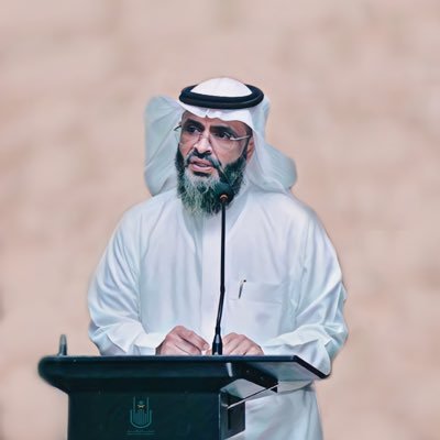 أستاذ جامعي.مختص في المناهج وباحثٌ في منظومة القيم. (حساب شخصي). للتواصل: faghamdi@uqu.edu.sa