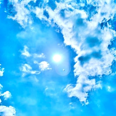 ฅ( *¯ ꒳¯*)ฅ気まぐれツイッター民🦈いいねbot🐟...🐈... The sky is always beautiful. when it's not calm My eyes must be cloudy. 29.9ฅ•ω•ฅ はぁ、、、穏やかに暮らしたい。布団の外は危ない。20↑