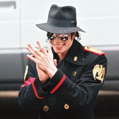 French 🇫🇷🏳️‍🌈 • Spread positivity •  Disnerd  • Michael Jackson fan 💖 #MJFam