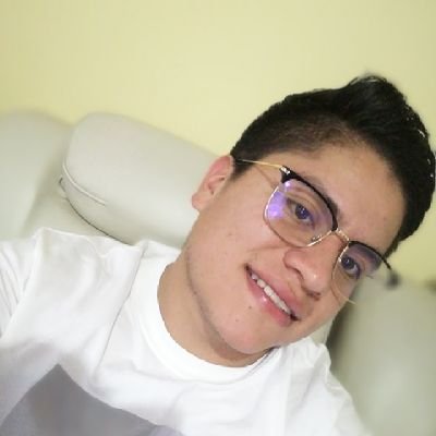 En general, los hombres juzgan más por los ojos que por la inteligencia, pues todos pueden ver, pero pocos comprenden lo que ven.
