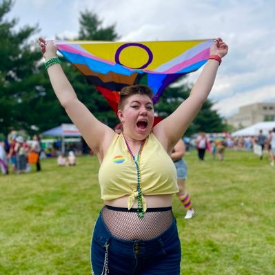 • A Hoosier from the Green Mountains • Alumni of BSU ‘19 • 🏳️🌈 •