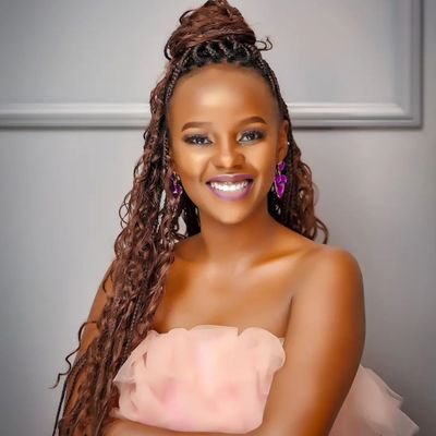 MBL.. Makeup Artist,God's Little Child🤍🌻
Short and beautiful muganda from Uganda.🇺🇬 
Let's connect! 🥰✌️
