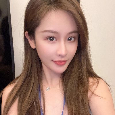 MaryKakwezi1010's profile picture. 음식, 여행, 골프, 요가, 테니스 좋아