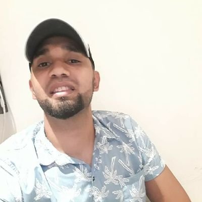 Javier40042's profile picture. Me senti en los labios indicados cuando te bese.