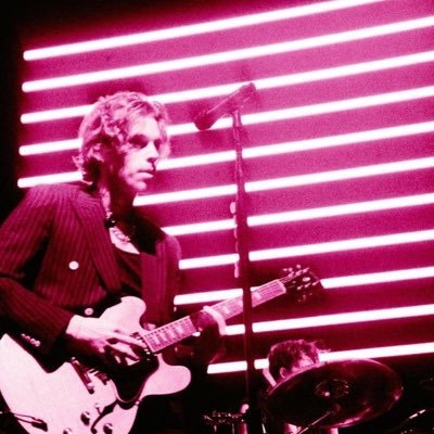 careyyann's profile picture. i saw 5sos…..