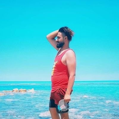 🇪🇬.🇱🇾.🇮🇶
كن لنفسك كل شي لكي لا يكسرك في الحياة شي⭐
#luckylook_لاكي_لوك