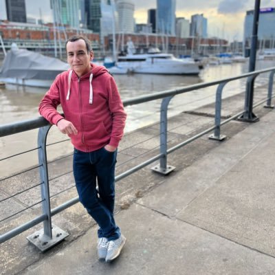 Marchant21's profile picture. Trabaja duro en silencio y deja que tu éxito haga todo el ruido.