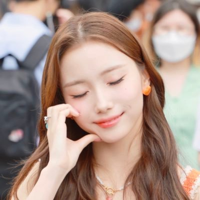 🌙 For #서영은 ✨ ☁️ 한국어/中文/ENG ☁️ 🧸💜사진 자르기 금지 ❌ Don’t edit,crop or remove logo 💗 Retweets only