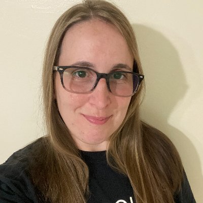 Hey my name is Amanda and I am a cozy Full-time Twitch streamer that loves playing a variety of different games and trying out new games.