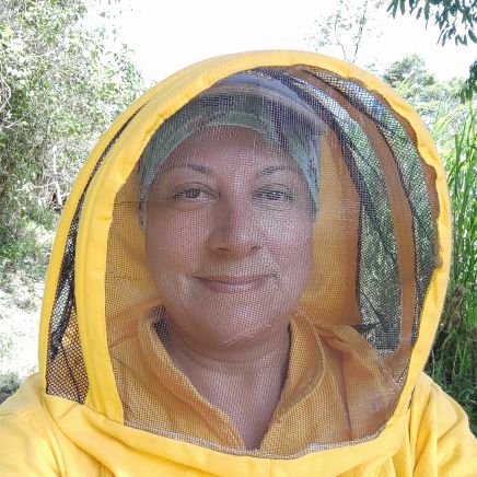 ZoritaFARO's profile picture. Ibaguereña, que trabaja por la conservación de los ecosistemas y el desarrollo sostenible del país. Amiga de las 🐝🐝🐝... Opiniones personales