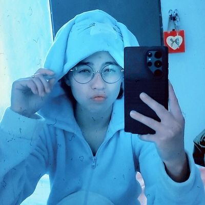 sharonsil2017's profile picture. 