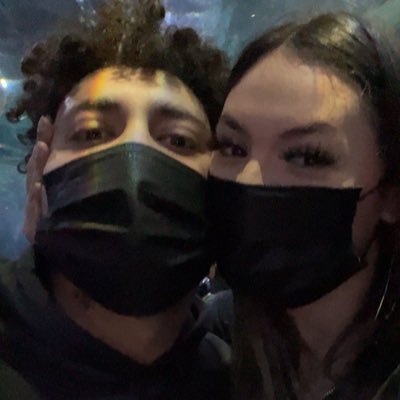 👩🏼‍🤝‍👨🏽