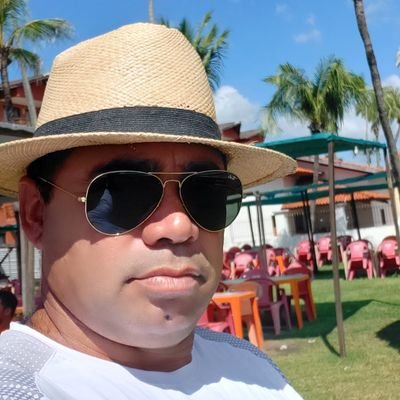 Grande232323's profile picture. 