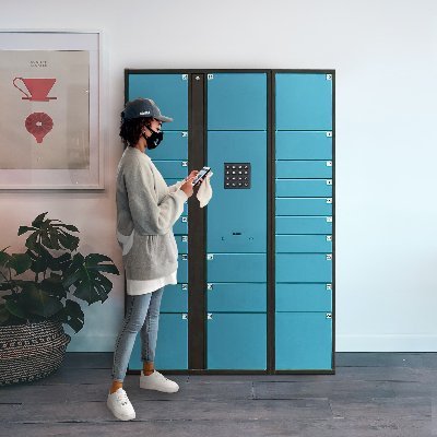 A Jamaican start-up.
Use our smart lockers for your customer pick-ups today.
IG: @chistja