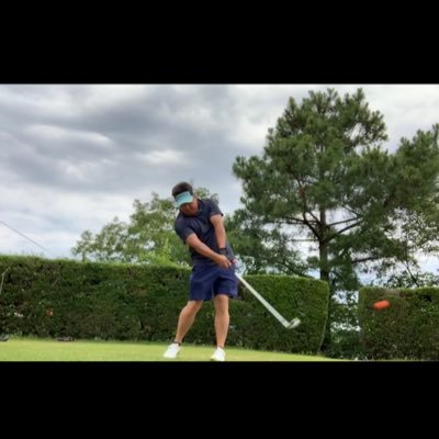 Twitter初心者 ゴルフとらーめん好きなアラフォー🏌️‍♂️ 趣味 野球 ゴルフ⚾️ゴルフ⛳️ 無言フォロー歓迎です⛳️勝手にフォローごめんなさい。2020.10.12からゴルフスタート！2021.8.24 100切り達成！ ベスト92フォロワー300人できるかな！