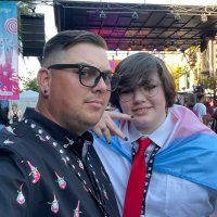 David Cadena (@roosterbatshow) 's Twitter Profile Photo David Cadena (@roosterbatshow) 's Twitter Profile Photo