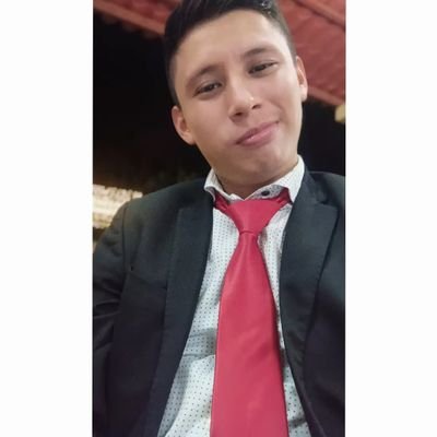 Futuro comunicólogo, mesero, editor de audio y vídeo y DJ principiante.
Facultad de Ciencias Antropológicas UADY.
FB: Daniel Mex Medina
IG: MasterDaniMx_08