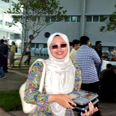 nrlsyzlina's profile picture. A Human. Being