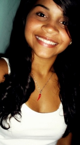 JhoyceMedeiros's profile picture. e quem me vê, me ver sorrindo e vai ser sempre assim (8) !