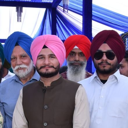 ShivkaranbirR1's profile picture. ‌‌।।ੴ { ਨਿਰਭਉ  ਨਿਰਵੈਰੁ  } ੴ//       🇮🇳🇮🇳~$@iK@Pi@N~{ ੬੦੮੬ }🇮🇳