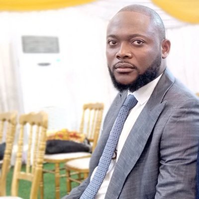 Personnalité politique || coordonnateur de la structure FESTIVITÉS DES INGÉNIEURS || électrotechnique || Initiateur du mouvement citoyen NIONSO PONA EKOLO (NPE)