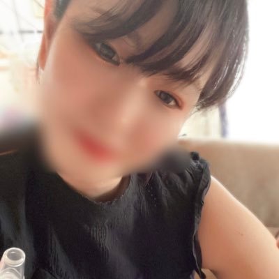 Asmr_Melo's profile picture. ASMRで心の不調を治療したい…🍑⸒⸒ ファンネーム Melper（めるぱー）🍑⸒⸒ 使って貰えたら嬉しい☺️💕ヘッダーはココさんhttps://t.co/Yy0zX51FZR🙌 多忙によりリプやDM返信できません💦