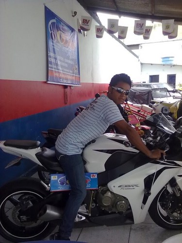 AranhBeto's profile picture. Elogios não me elevam, ofensas não me rebaixam, sou o que sou e não o que acham