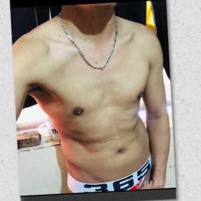 5'5 tall!not Handsome but lovable person!Lowkey lang!Open for Collaboration!Dm is a key!avail telegram channel for lifetime access!back up acct:@boy_iyotero2020