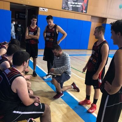 Aprenent a ser entrenador de bàsquet a la UESC🏀. També professional del món social al patronat de Martorell🌸🏵️