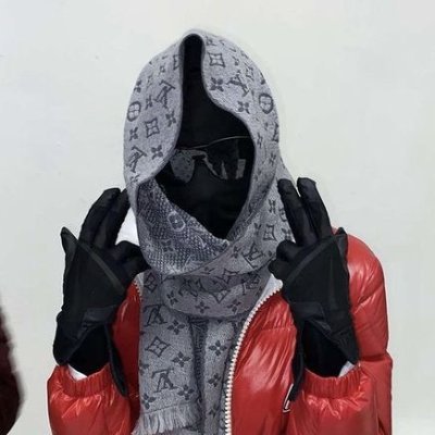 OhlSssoN's profile picture. Csgo/Valorent player
Tiktok: ohlsncs