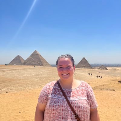 Carolyn_Newsome's profile picture. History Aficionado📚 Travel Enthusiast🗺 she/her✌🏼