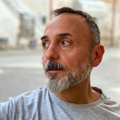 life_exec_coach's profile picture. IL TUO POSTO NEL MONDO
 
Coach/trainer sistemico e gallerista.
Nova Pyramid Foundation® Leiden NL.
Off Gallery Napoli IT