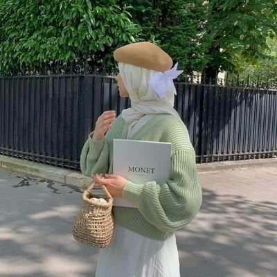 🦋šmĩlĕ ãñd ĭgñõrĕ ãll yõŭr păĩñ🦋 , lĩfĕ ĩs lĩvĕd õncĕ ñõt🦋
___________________________________
أَنا التي لا حيلة لها ،، فكن معي يا اللّٰه 💔🦋