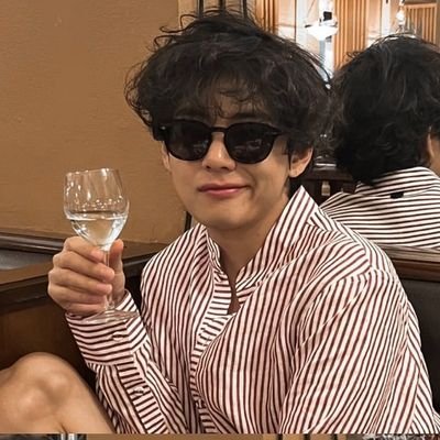 xiuyian's profile picture. || ⟭⟬ run bulletproof, run, yeah you gotta run || multi: bts, ateez - 01.24.2022, txt, y. hanyu, enhypen, straykids and more ||