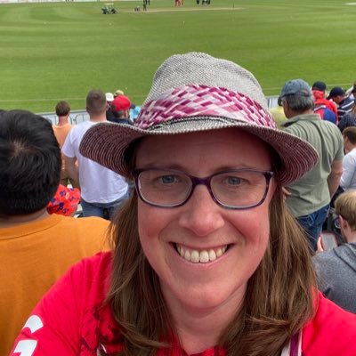 Transport consultant, slow jogger, rower, proud Mancunian, adopted S Londoner and N Sydneysider, @NthSydCricket scorer/secretary, State cricket scorer.