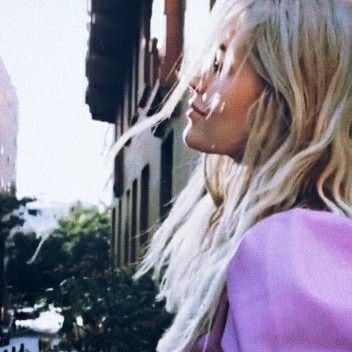 mariyacery's profile picture. 