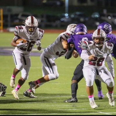 #26 5'6 178 |RB| 2024 Stroudsburg High School | Squat 345 - 5| Bench 205 Email: willfrancis006@gmail.com