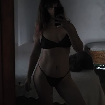 Fotografía íntima +18, Neuquén, Argentina...
Ig: @valedillon (LadoV)