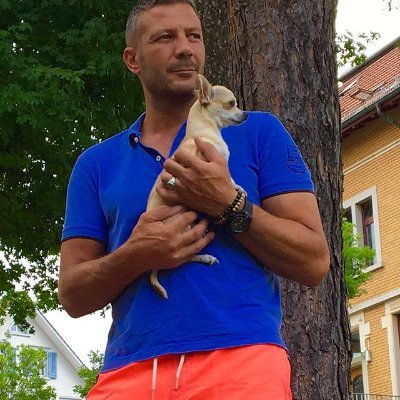 Davidva704613's profile picture. Je suis un homme très sérieux