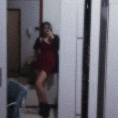 sophfon's profile picture. carpe diem