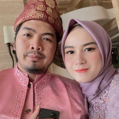 riskapuutri's profile picture. 