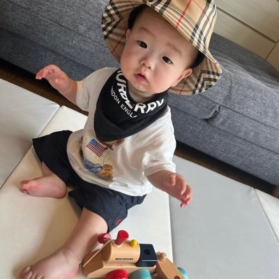 2021.8月生まれ👶一児のママ♡
子育てしながらNISA等いろいろ興味持って始めました✨勉強垢です❣️