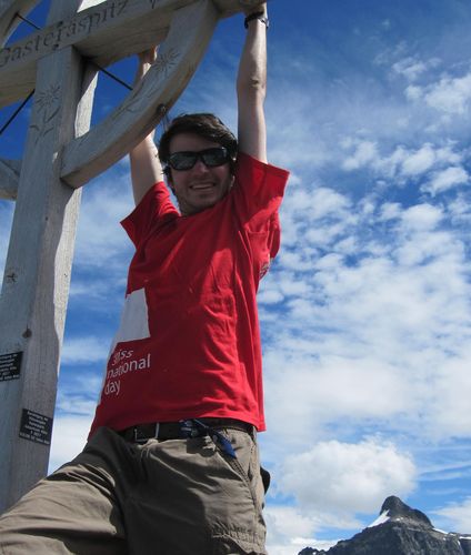 Moved to https://t.co/0KgmPja0v0

Engineering Manager at @overleaf. Volunteer with @CodeYourFuture. Occasional open science nerd. He/Him.