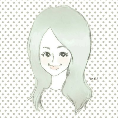 42歳外資企業社員。2015年3月に長男、2018年3月に次男を出産。読書と映画とお笑い、料理好き。網膜色素変性症です。