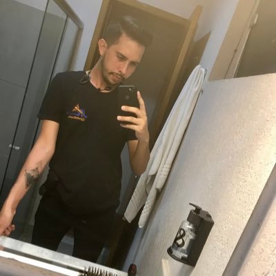 Empresário | CEO JRefeitosFx https://t.co/2K6Yz4JrTQ | SCCP⚫️⚪️ | Keep in your memory leave out all the rest ❤️