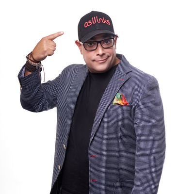 CEO/Founder de @asilinks 🚀
Mi propósito, crear una comunidad digital y autosustentable de profesionales libres y clientes satisfechos que vivan en abundancia