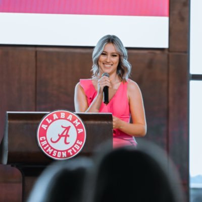 News & Sports Media student at The University of Alabama. Broadcast production assistant, on-air talent, and host. @uactp @secnetwork #RollTide