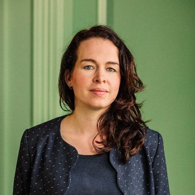 Archivist | Collection Specialist | Historian l NIOD | archives |
